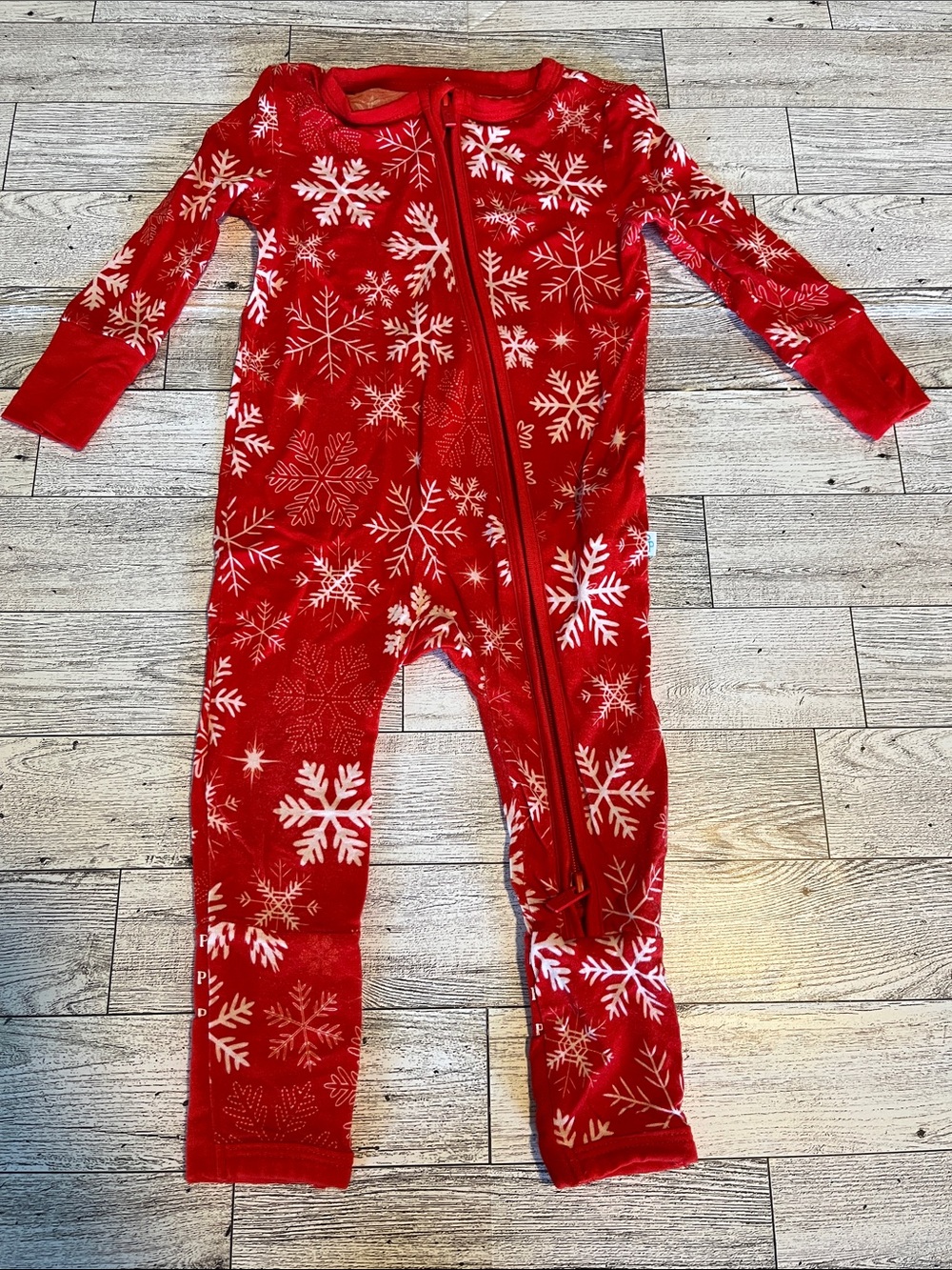 Posh Peanut Red Snowflake Bamboo Footie One-Piece Size 3-6 Months